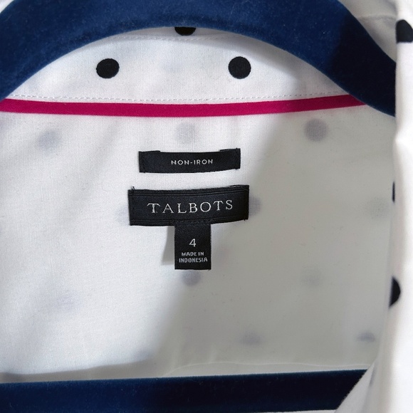 Talbot's Polka Dot long sleeve No Iron blouse, size 4 - Picture 2 of 10